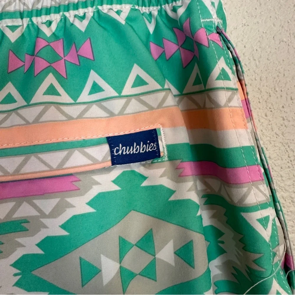 Chubbies The En Fuegos 7” Stretch Classic Swim Trunk Men’s 2XL‎ Aztec Multicolor